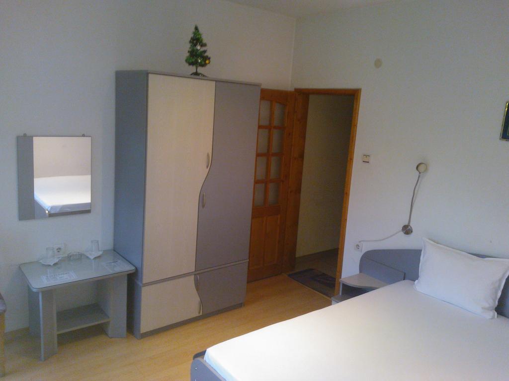Hotel Tsarevets 아세노브그라드 객실 사진
